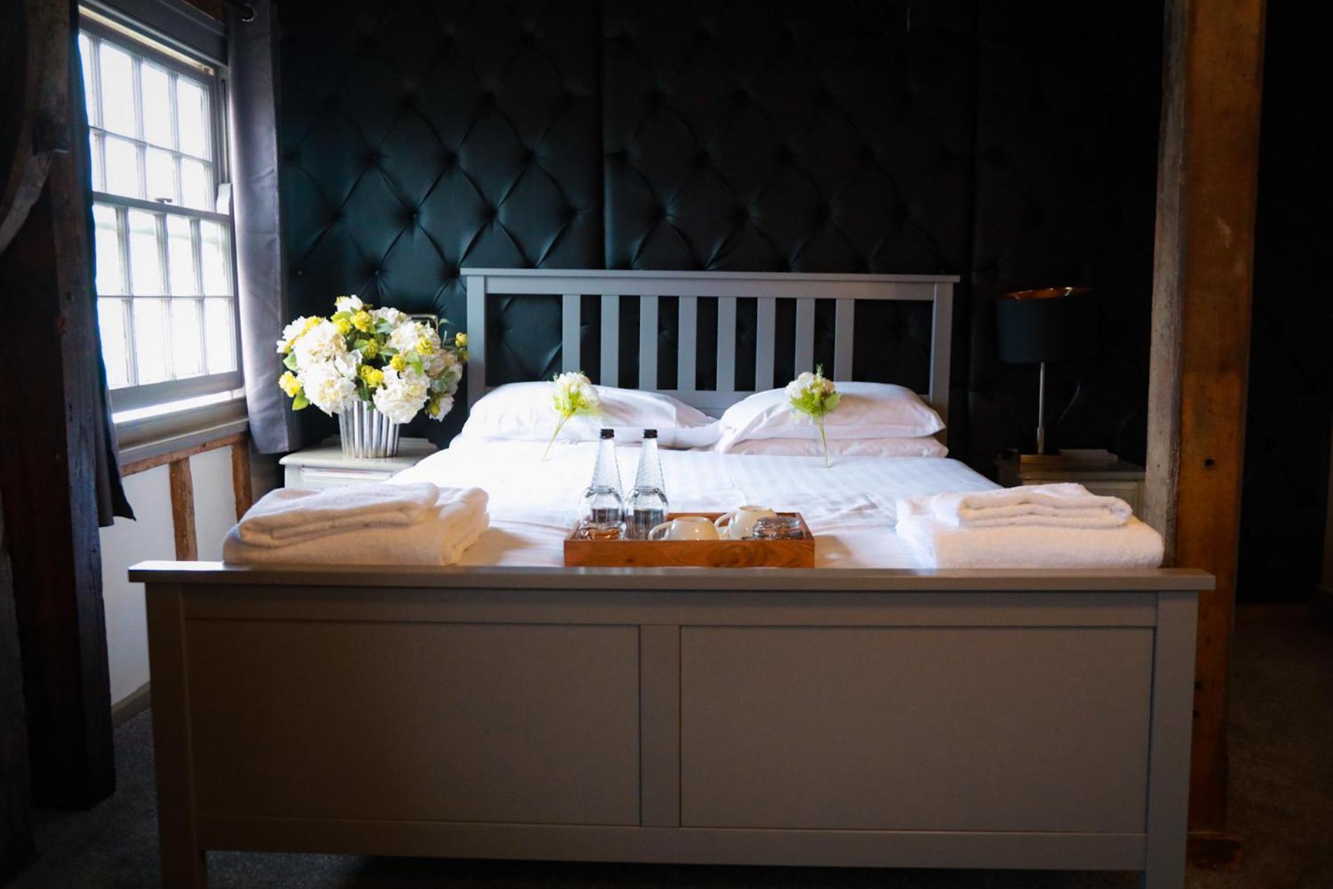 The Riverside 3*
